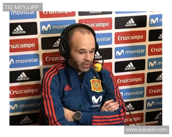 英国足球明星鲁您：从绿茵场到生活舞台的传奇旅程揭秘